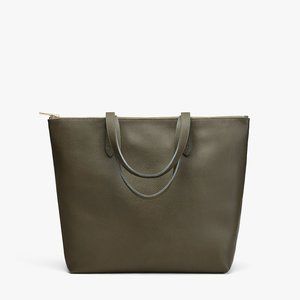 Cuyana Classic Zipper Tote